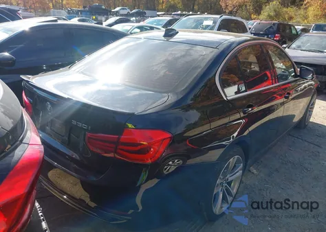 2018 BMW 330I xDrive z USA, uszkodzony, nr VIN WBA8D9C59JA608000